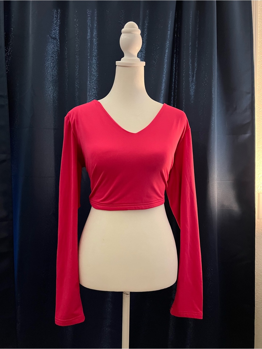 Hot Pink Long Sleeve Crop Top – Size XL